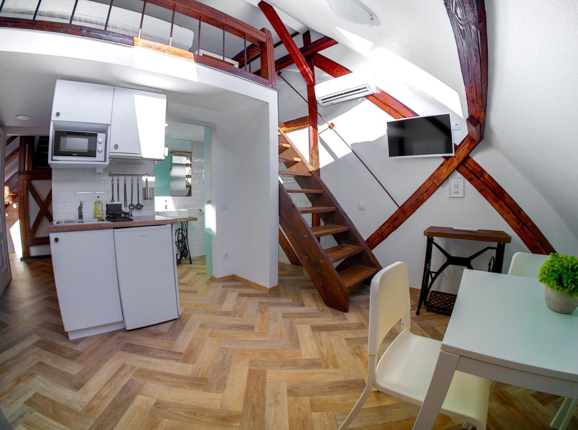 Toni Villa Budapest Esterno foto